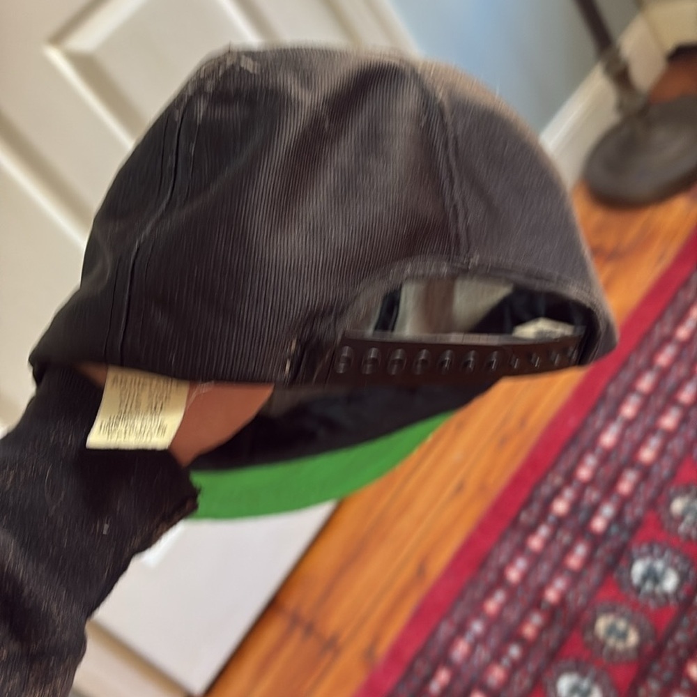 SnapBack hat - Picture 4 of 6